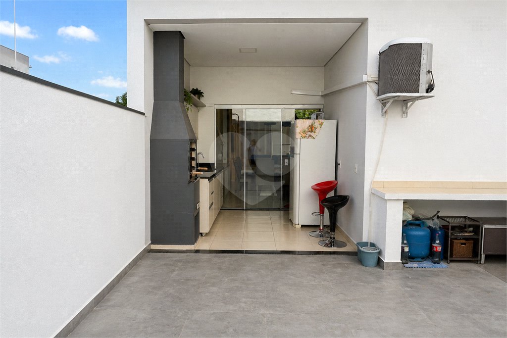 Casa à venda com 3 quartos, sendo 1 suíte, no condomínio Golden Park Residence, Sorocaba - SP