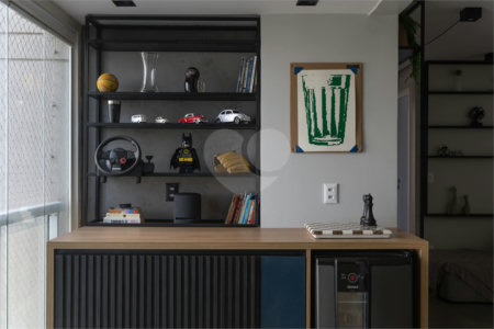 Apartamento à venda com 3 quartos, sendo 1 suíte,  em Alto da Lapa, São Paulo, SP