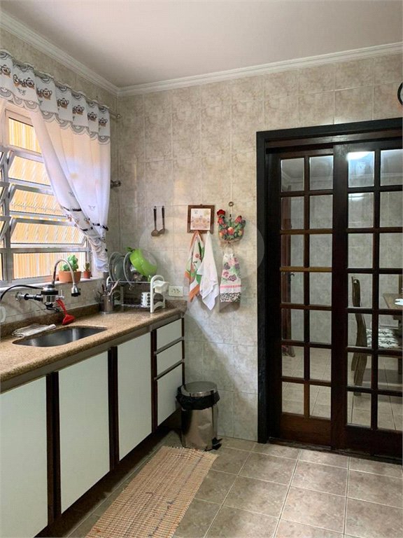 Sobrado à venda com 3 quartos, sendo 1 suíte,  em Vila Sabrina, São Paulo, SP