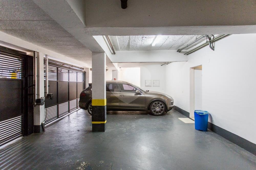 Casa à venda com 4 suítes no condomínio Conde D Eu, São Paulo - SP