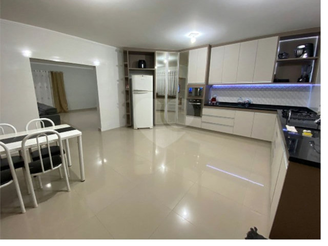 Chácara à venda com 3 suítes em Jundiaizinho (terra Preta), Mairiporã, SP