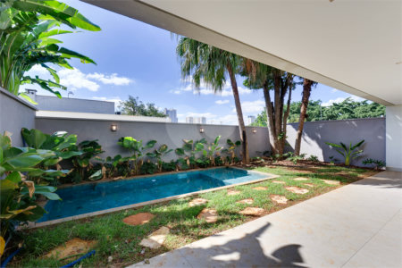 Casa à venda com 4 suítes no condomínio Jamestown, São Paulo - SP