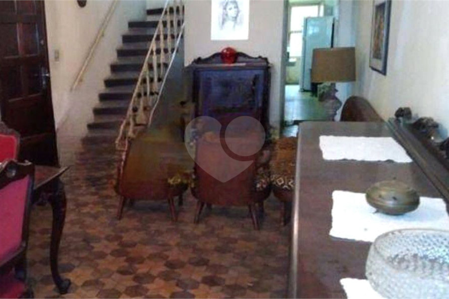 Sobrado à venda com 5 quartos, sendo 1 suíte, em Santana, São Paulo, SP