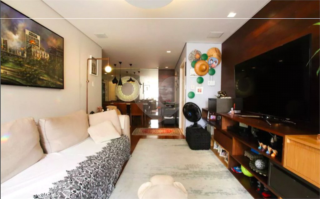 Apartamento à venda com 3 quartos, sendo 1 suíte, em Itaim Bibi, São Paulo, SP