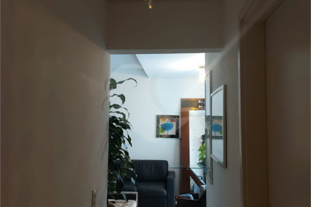 Casa à venda com 4 suítes no condomínio Estância Marambaia, Vinhedo - SP