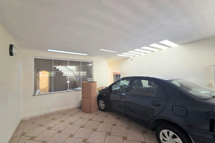 Sobrado à venda ou para alugar com 3 quartos, sendo 2 suítes,  em Vila Lucia, São Paulo, SP