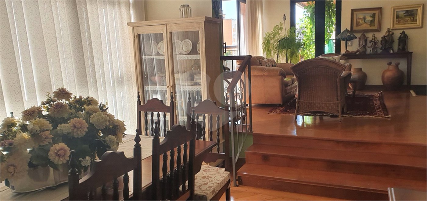 Apartamento à venda com 4 quartos, sendo 3 suítes,  em Perdizes, São Paulo, SP