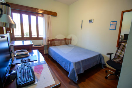 Casa à venda ou para alugar com 4 quartos, sendo 1 suíte, no Centro, São Roque, SP