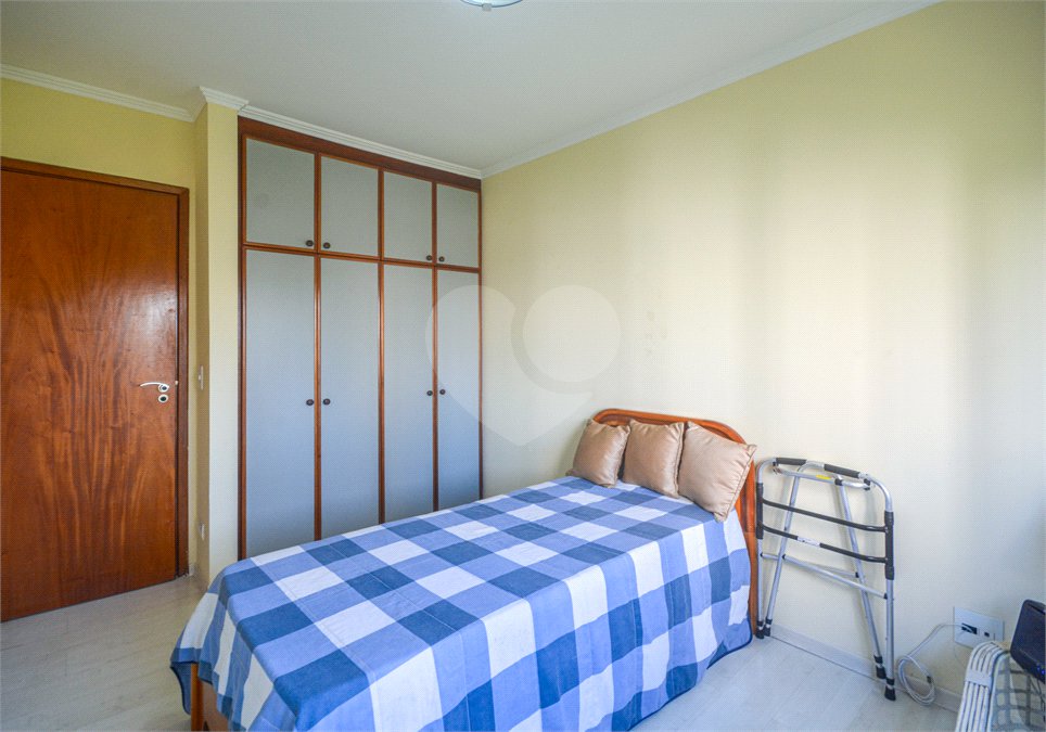 Apartamento à venda com 4 quartos, sendo 1 suíte, em Moema, São Paulo, SP