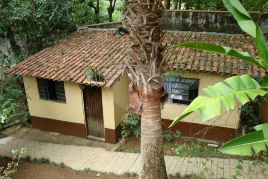 Casa Térrea à venda com 3 quartos, sendo 1 suíte, em Parque Petrópolis, Mairiporã, SP