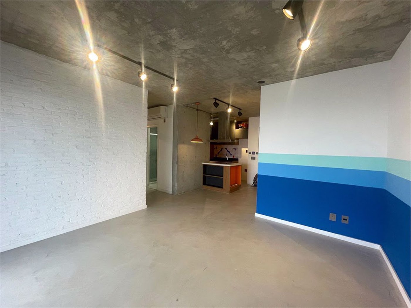Apartamento Residencial à venda, Embaré, Santos - AP1189.