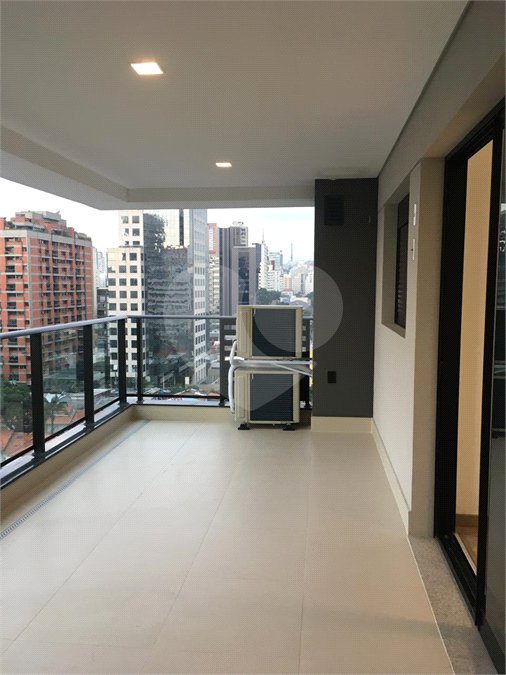 Apartamento à venda com 2 quartos, sendo 1 suíte, em Pinheiros, São Paulo, SP