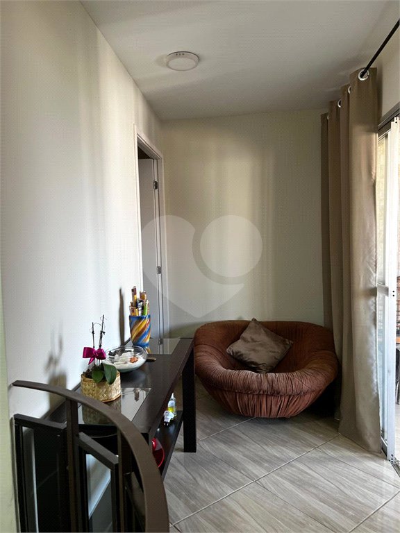 Apartamento à venda com 4 quartos, sendo 1 suíte, em Parque Tomas Saraiva, São Paulo, SP