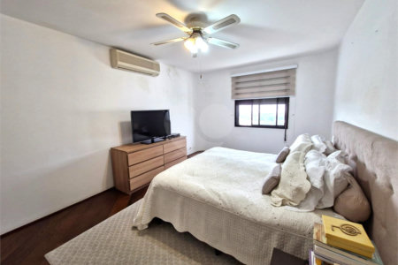 Cobertura à venda ou para alugar com 5 quartos, sendo 4 suítes,  em Jardim Marajoara, São Paulo, SP