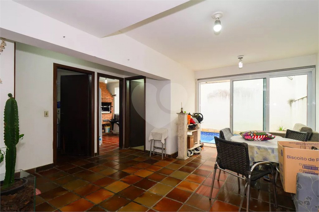Casa à venda com 2 quartos, sendo 1 suíte, em Lar São Paulo, São Paulo, SP