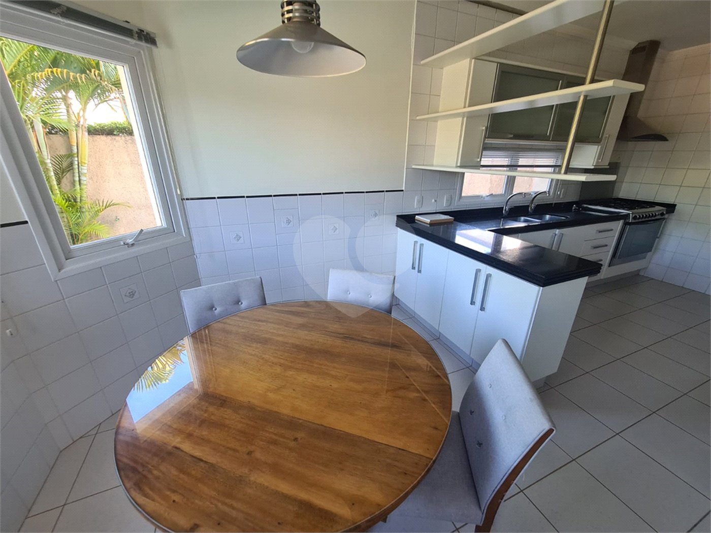 Casa à venda com 3 suítes no condomínio Vinhas da Vista Alegre - Lado Sede, Vinhedo - SP