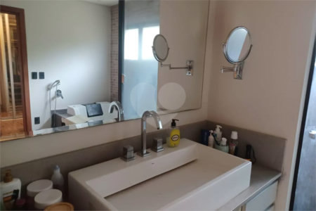 Casa Térrea à venda com 3 suítes em Alto da Boa Vista, São Paulo, SP