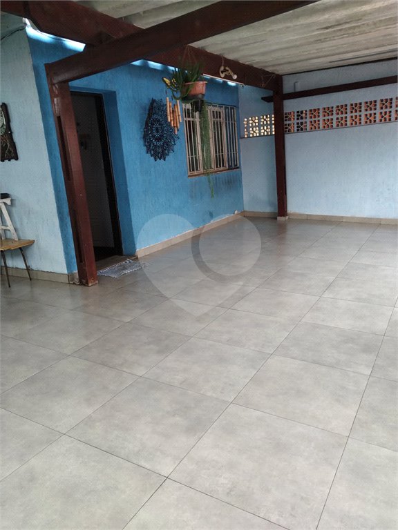 Sobrado à venda com 3 suítes em Vila Marari, São Paulo, SP