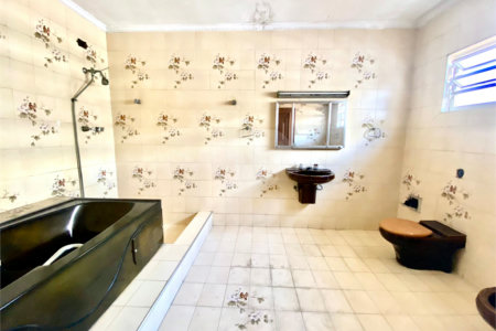 Casa à venda com 6 quartos, sendo 1 suíte, em Vila Mariana, São Paulo, SP