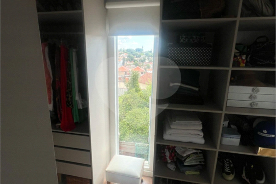 Sobrado à venda com 3 quartos, sendo 1 suíte,  em Vila Irmãos Arnoni, São Paulo, SP