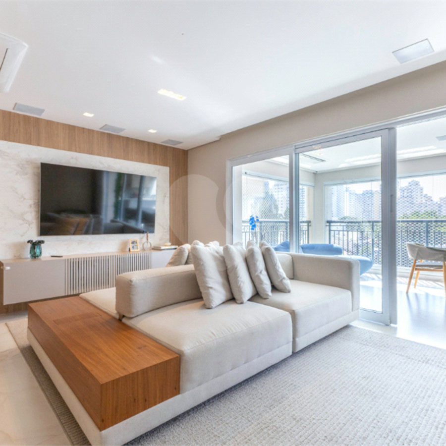 Apartamento à venda com 3 suítes em Indianópolis, São Paulo, SP