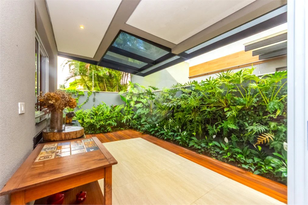 Casa em Condomínio 3 suítes 2 vagas a venda | Jardim Prudência - São Paulo