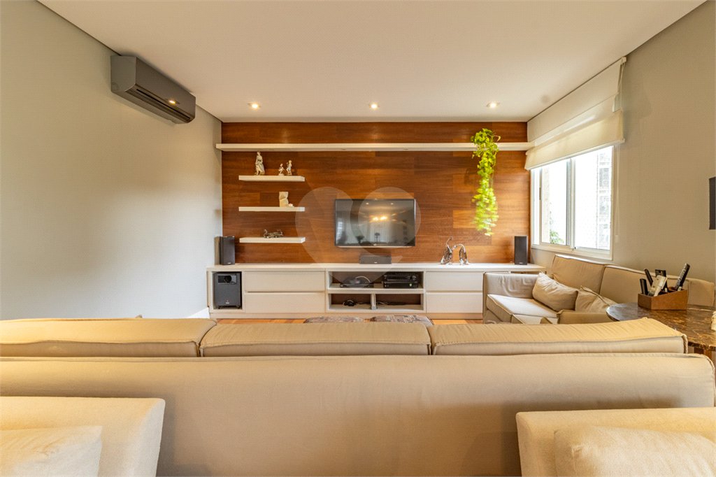 Apartamento à venda com 4 suítes em Vila Mariana, São Paulo, SP