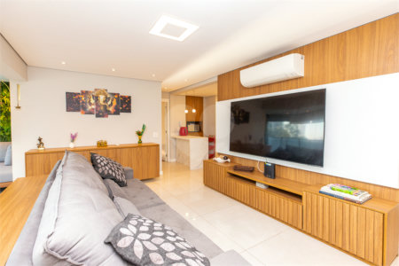 Apartamento à venda com 3 quartos, sendo 1 suíte, em Chácara Santo Antônio (zona Sul), São Paulo, SP