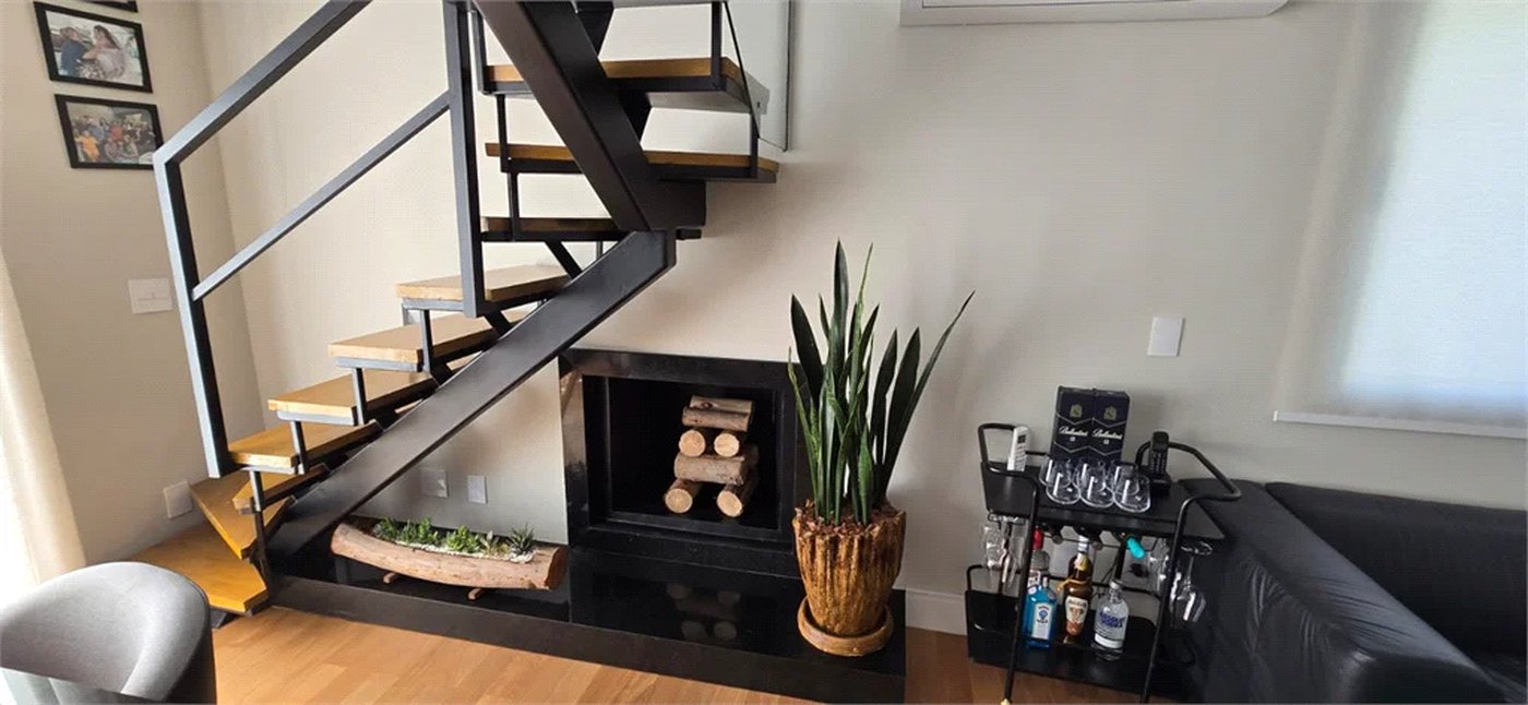 Apartamento à venda com 1 suíte em Vila Suzana, São Paulo, SP