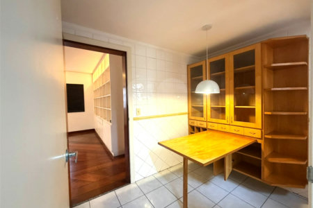 Apartamento à venda com 3 suítes em Vila Suzana, São Paulo, SP