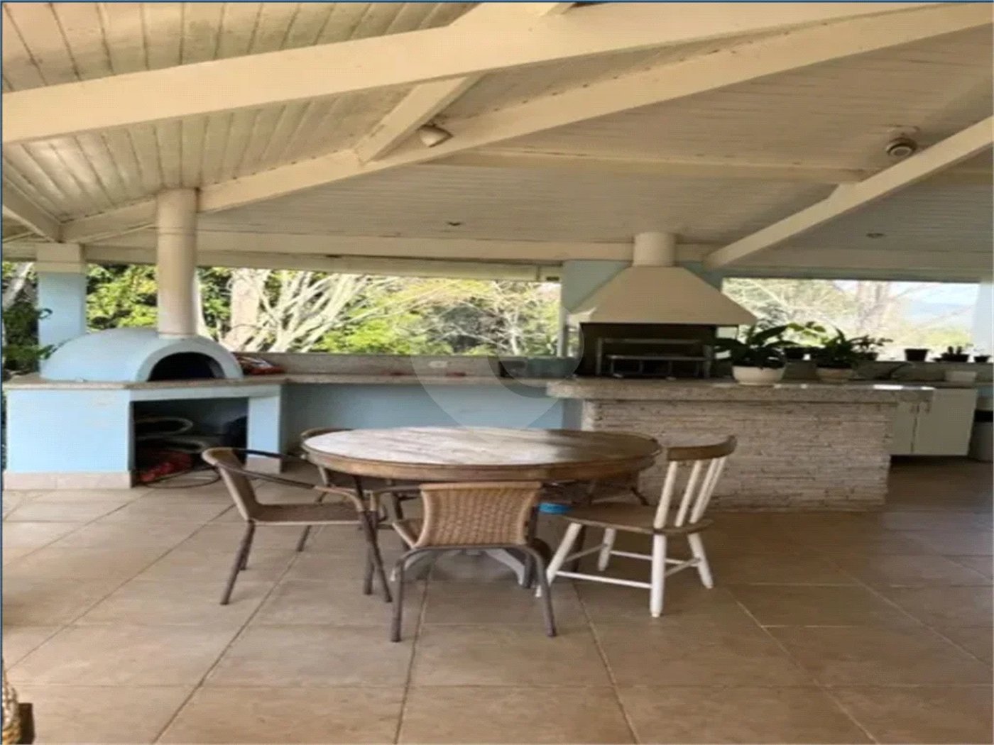 Casa à venda com 5 quartos, sendo 2 suítes,  no Centro, Itupeva, SP
