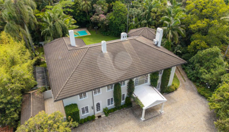 Casa à venda com 5 suítes no condomínio Chácara Flora, São Paulo - SP