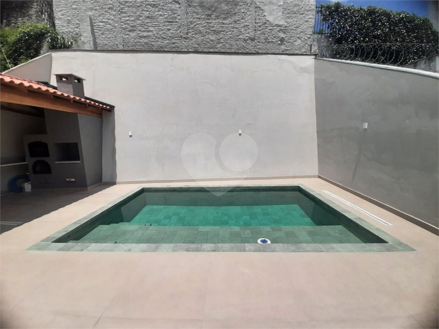 Casa Térrea à venda ou para alugar com 4 suítes em Jardim São Bento, São Paulo, SP