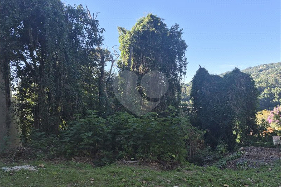 Terreno à venda no condomínio Alpes da Cantareira, Mairiporã - SP