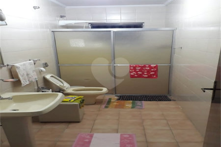 Sobrado à venda com 2 quartos em Vila dos Remédios, São Paulo, SP