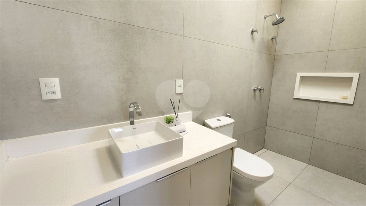 Casa à venda com 4 suítes no condomínio Alphaville Nova Esplanada 3, Votorantim - SP