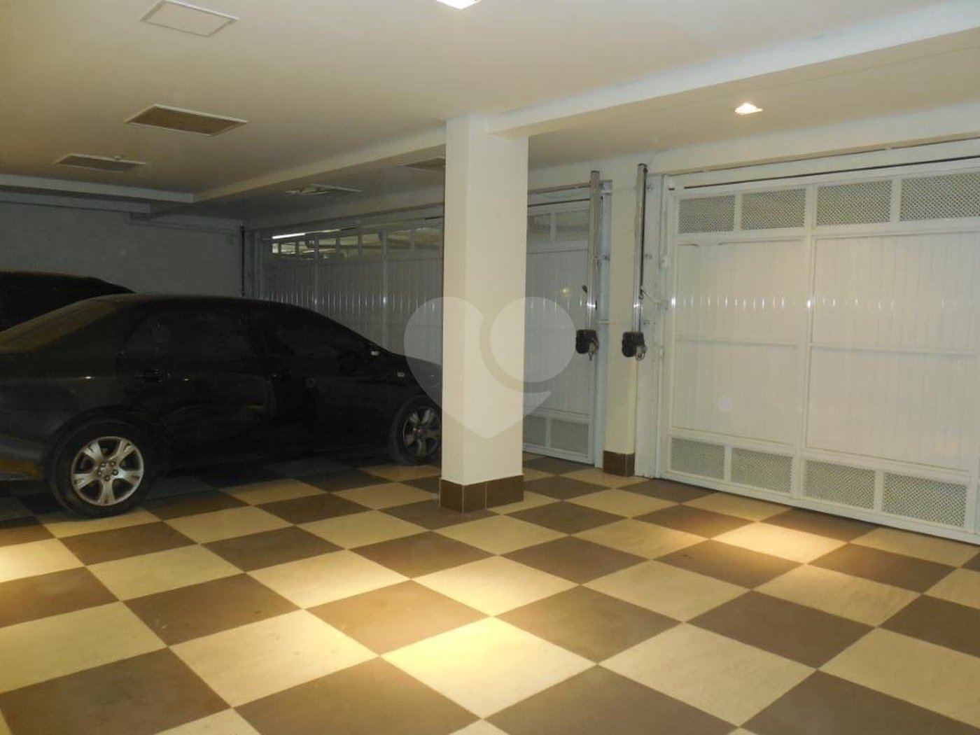 Casa à venda ou para alugar com 4 suítes no condomínio Villa Imperial, São Paulo - SP