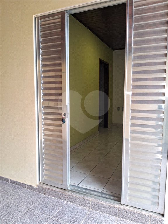 Casa à venda com 3 quartos em Anhangabaú, Jundiaí, SP
