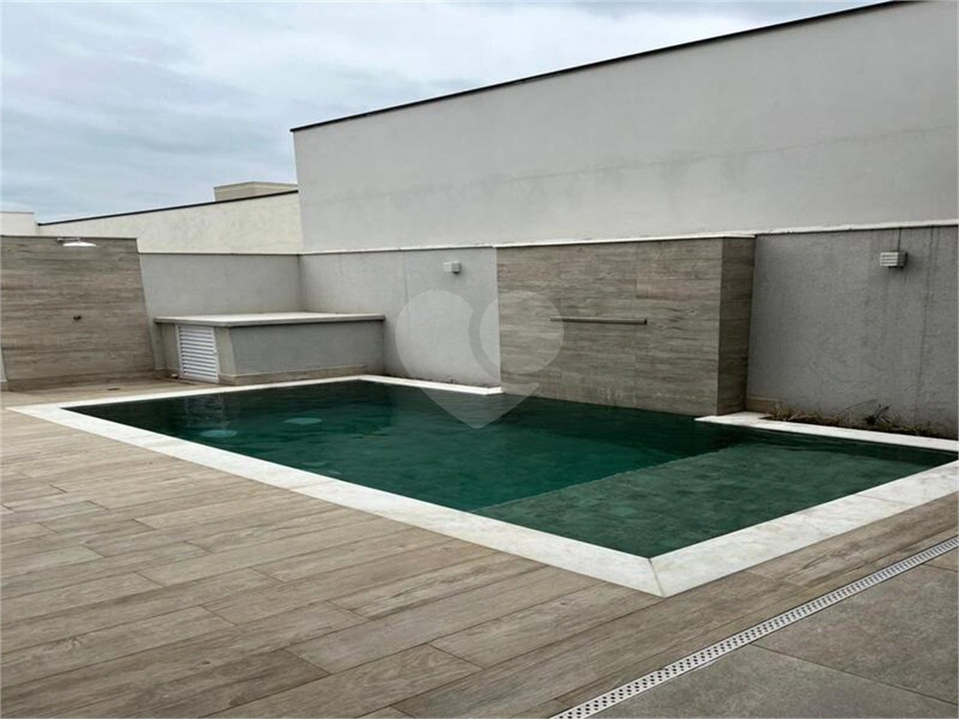 Casa à venda com 3 suítes no condomínio Jardim Residencial Dona Lucilla, Indaiatuba - SP