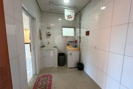 Casa à venda com 3 suítes no condomínio Lago da Serra, Araçoiaba da Serra - SP