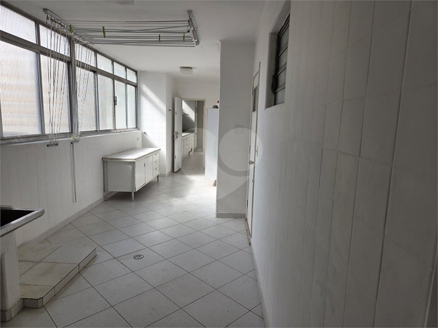 Apartamento à venda com 2 suítes em Cerqueira César, São Paulo, SP