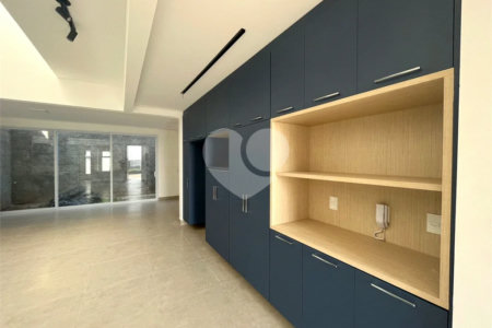 Casa à venda com 3 suítes no condomínio Quinta das Parreiras, Valinhos - SP