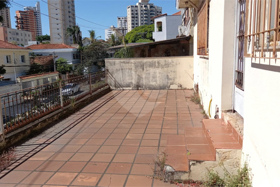 Terreno à venda com 8 quartos, sendo 2 suítes, em Santana, São Paulo, SP