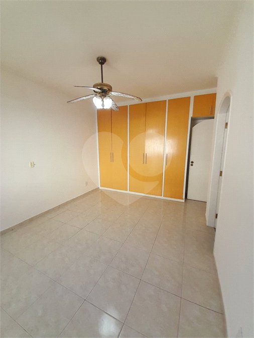 Casa à venda com 5 quartos, sendo 3 suítes,  no condomínio Estância Marambaia, Vinhedo - SP