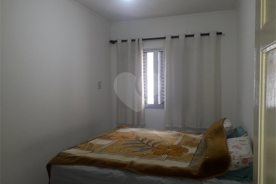 Casa à venda com 4 quartos, sendo 2 suítes, em Santana, São Paulo, SP