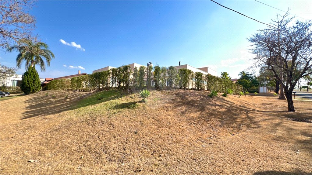 Casa à venda com 3 suítes no condomínio Haras Paineiras, Salto - SP