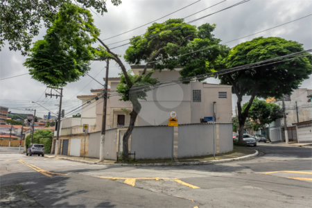 Sobrado à venda com 3 quartos, sendo 1 suíte,  em Parque Jabaquara, São Paulo, SP