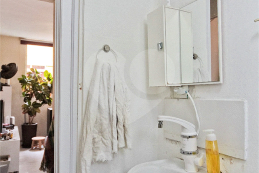 Apartamento à venda com 2 quartos em Horto, São Paulo, SP