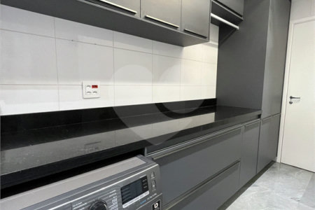 Apartamento à venda com 3 suítes em Jardim Arpoador, São Paulo, SP