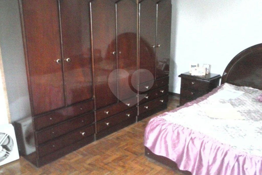 Sobrado à venda com 3 quartos em Tremembé, São Paulo, SP